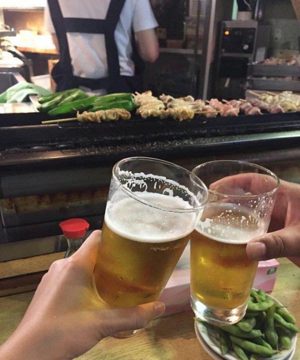 有糖尿病的东说念主若是实在思喝酒，白酒、红酒和啤酒，到底该选哪个？